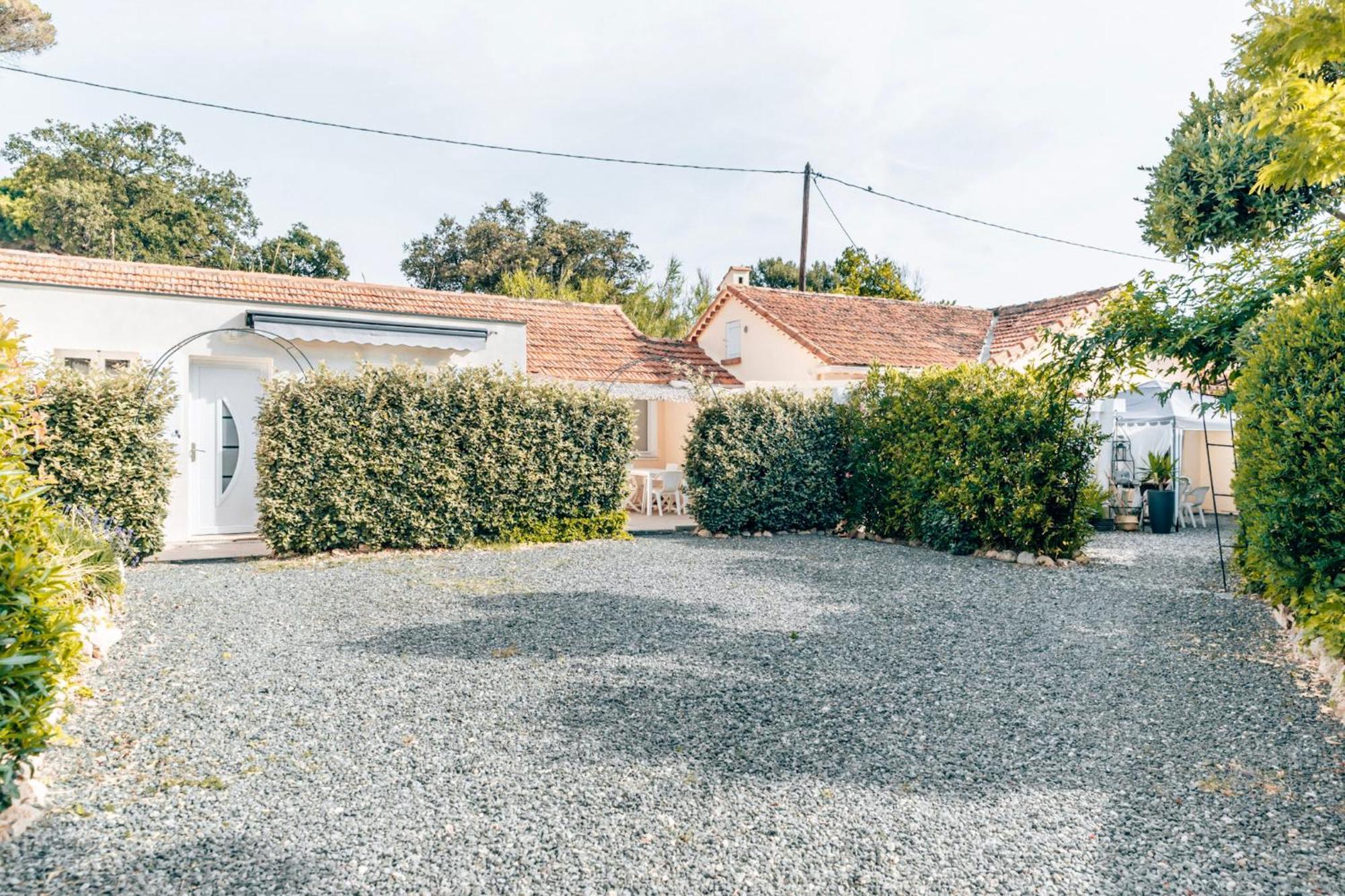 Reve D'Azur, Mazet En Bord De Mer, Parking, Piscine Partagee, Terrasse Bbq & Draps Inclus La Nartelle, 1 Salon, 1 Chambre, 1 Cuisine , 1 Sdb Sainte-Maxime Exterior foto